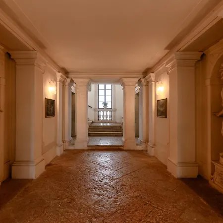 ゲストハウス Pellegrini Cipolla *